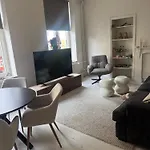 Apartment D'vine *